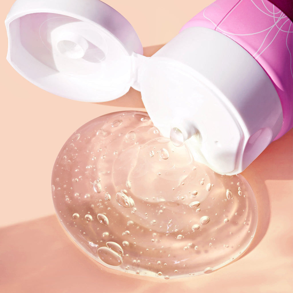 Soothing Gel to Foam Feminine Wash D9